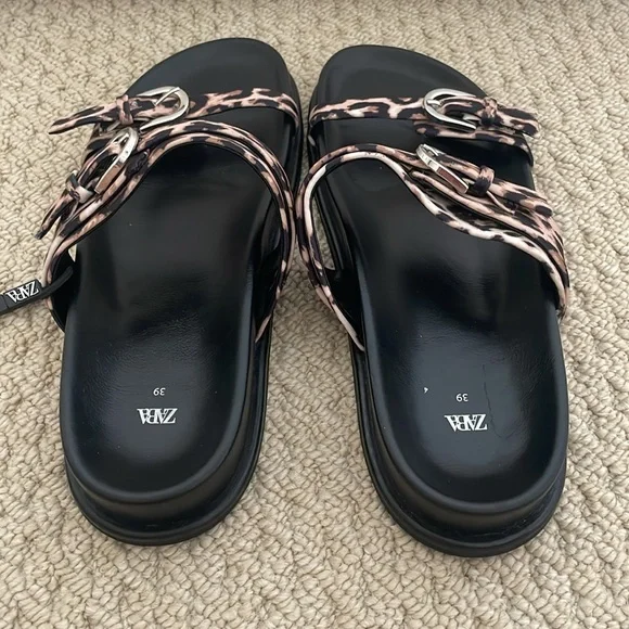 NWT Zara  Sandals with Wide Straps Animal Print size 39 - Picture 2 of 6